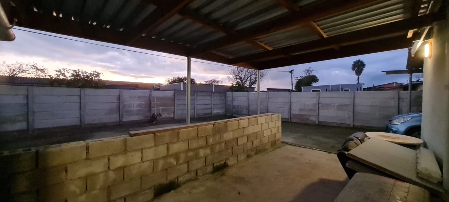 3 Bedroom Property for Sale in Deaconville Western Cape